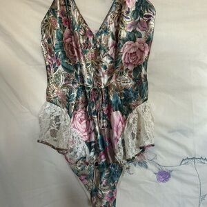 Victoria's Secret Vintage Gold Label Floral Teddy Lingerie Bodysuit M